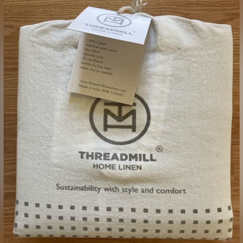 Threadmill 600 Thread Count Cotton Sheets silver NEW with tags